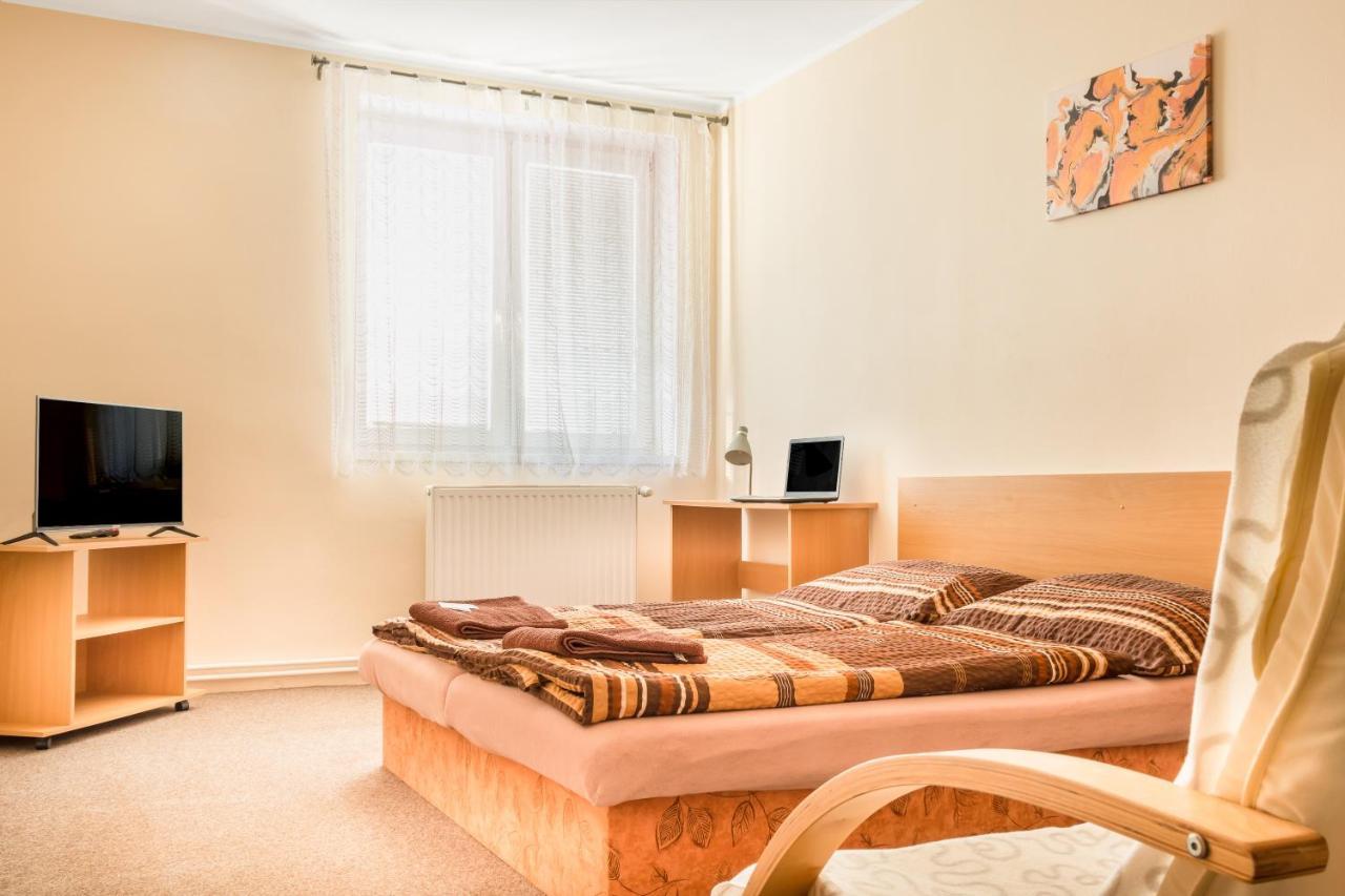Hotel Zannam เบอร์โน ภายนอก รูปภาพ